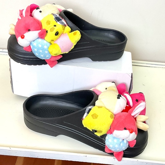 Too Cute Stuffed Animal Slides Size 10 US / 40 - Picture 2 of 16